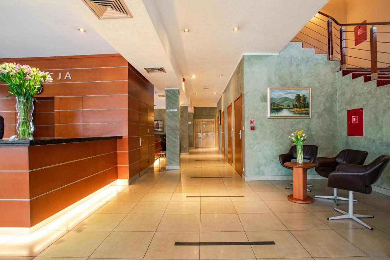 Business Hotel Vega Wrocław Kültér fotó