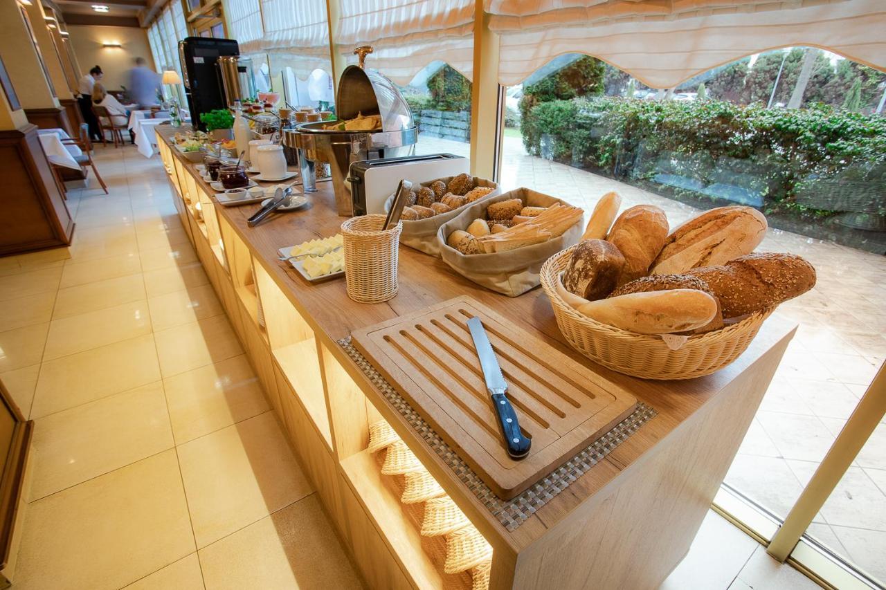 Business Hotel Vega Wrocław Kültér fotó