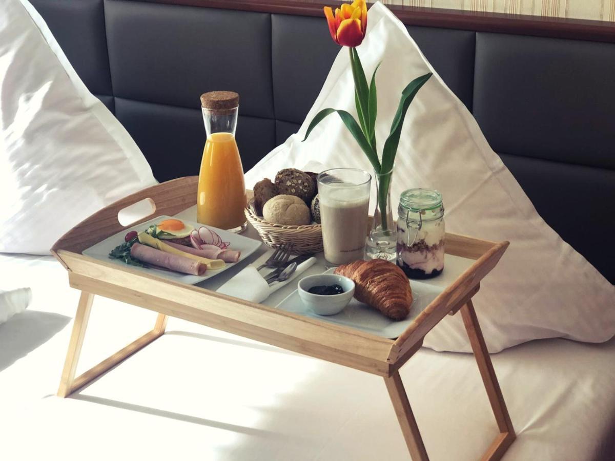 Business Hotel Vega Wrocław Kültér fotó